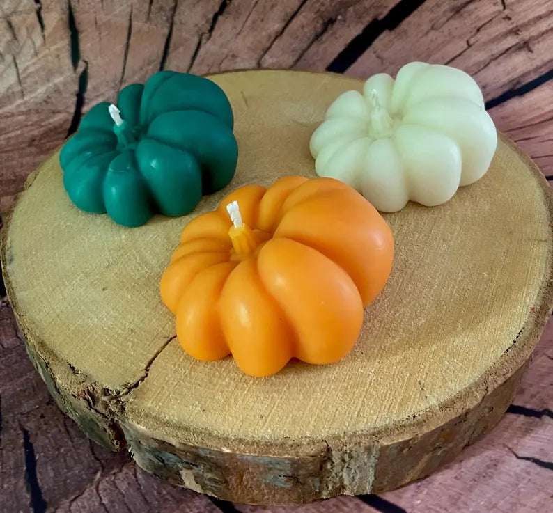 Lopsided Pumpkin Candle (Green)